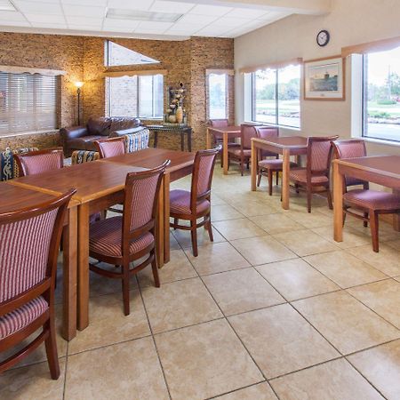 Days Inn By Wyndham Sault Ste Marie Mi Exterior photo
